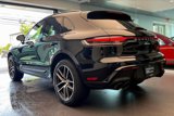 Certified 2025 Porsche Macan image 3