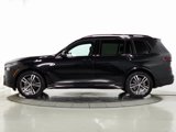Used 2025 BMW X7 M60i image 4