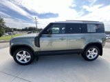 Used 2021 Land Rover Defender 110 SE image 4