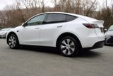 Used 2022 Tesla Model Y Long Range image 4
