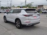 New 2025 Mitsubishi Outlander SE image 5