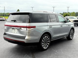 Used 2022 Lincoln Navigator Reserve image 5