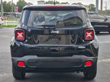 Used 2018 Jeep Renegade Latitude image 6