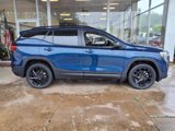 Used 2023 GMC Terrain SLE image 2