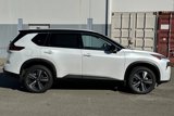 New 2025 Nissan Rogue SL image 3