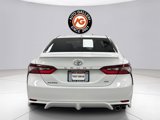 Used 2023 Toyota Camry SE image 4