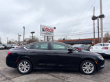 Used 2015 Chrysler 200 Limited w/ Convenience Group image 2