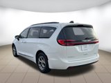 Used 2023 Chrysler Pacifica Limited image 5