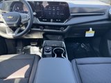 New 2026 Chevrolet Equinox LT w/ Convenience Package II image 2