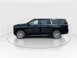 New 2025 Chevrolet Suburban LT image 5