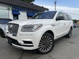 Used 2019 Lincoln Navigator Reserve image 2