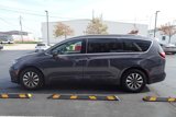 Used 2021 Chrysler Pacifica Touring-L image 5