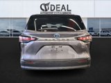 Used 2022 Toyota Sienna XLE image 3