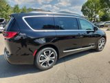 New 2025 Chrysler Pacifica Pinnacle image 5
