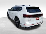 New 2025 Volkswagen Atlas SEL Premium R-Line image 3