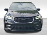 New 2026 Chrysler Pacifica Select image 2