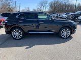 New 2025 Buick Envision Avenir image 3