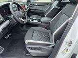 New 2025 Volkswagen Atlas Peak Edition SE image 5