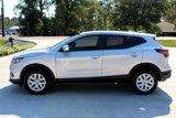 Used 2020 Nissan Rogue Sport S image 6