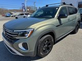 New 2025 Volkswagen Atlas Peak Edition SE image 2