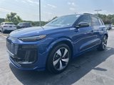 New 2025 Audi SQ6 e-tron Prestige image 4