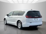 New 2025 Chrysler Pacifica Select image 3