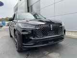 New 2025 Lincoln Aviator Reserve w/ Luxury Package image 2