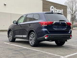 Used 2019 Mitsubishi Outlander SE image 3