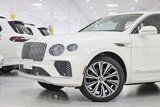 Used 2024 Bentley Bentayga image 2
