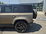 Used 2025 Land Rover Defender 110 X-Dynamic SE image 4