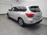 Used 2020 Nissan Pathfinder S image 3