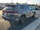 Used 2025 Volkswagen Atlas SEL Premium R-Line image 5