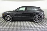 Used 2025 Porsche Cayenne image 2