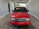 Used 1996 Chevrolet S10 Pickup 2WD Regular Cab image 3