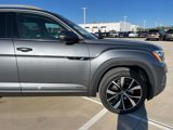 New 2025 Volkswagen Atlas SEL Premium R-Line image 4