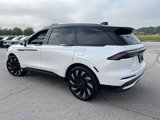 Used 2024 Lincoln Nautilus Reserve w/ Equipment Group 202A image 3