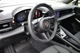 Used 2024 Porsche Macan 4 Electric image 4