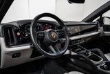 Used 2025 Porsche Cayenne Coupe image 4