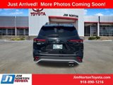 Used 2024 Toyota Highlander XSE image 6