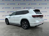 Used 2024 Volkswagen Atlas SEL Premium R-Line image 3