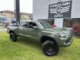 Used 2021 Toyota Tacoma TRD Off-Road image 2