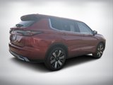 New 2025 Mitsubishi Outlander SE image 3