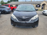 Used 2015 Toyota Sienna LE image 6