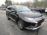 Used 2017 Mitsubishi Outlander ES image 3