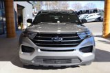 Used 2020 Ford Explorer XLT image 2