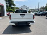 Used 2025 Nissan Frontier SV image 3