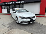 Used 2017 Volkswagen Passat 1.8T SE w/ SE Lighting Package image 3