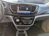 Used 2022 Chrysler Pacifica Touring-L image 3