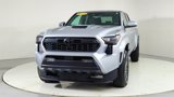 Used 2025 Toyota Tacoma TRD Sport image 2