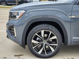 New 2025 Volkswagen Atlas Cross Sport SEL Premium R-Line image 5